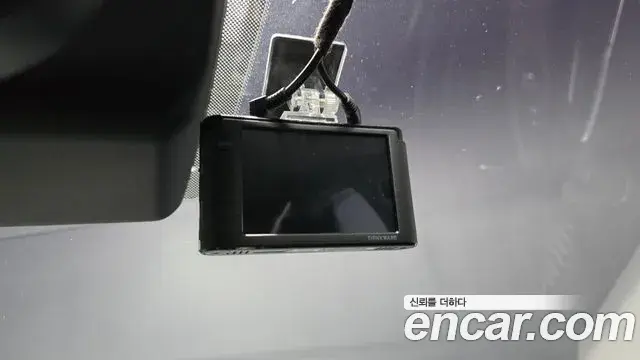 Hyundai Sonata Hybrid 2019 — Şəkil 18/33