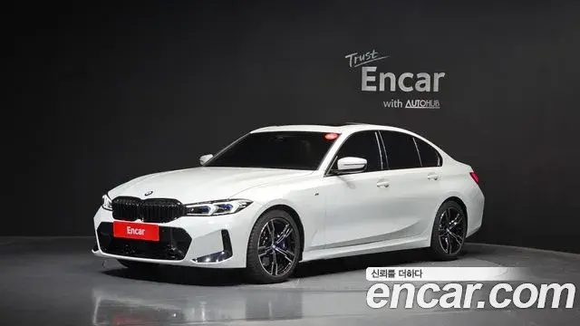 BMW 3 Series 2025 — Photo 22/31