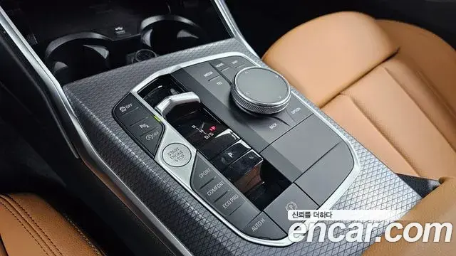BMW 3 Series 2025 — Photo 30/31