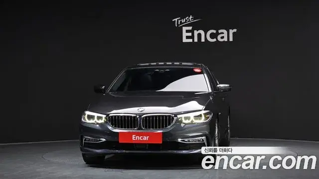 BMW 5 Series 2018 — Фото 3/20