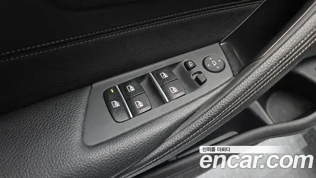 BMW 5 Series 2018 — Photo 4/32