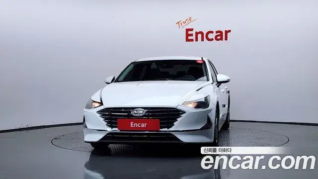 Hyundai Sonata Hybrid 2019 — Şəkil 13/32