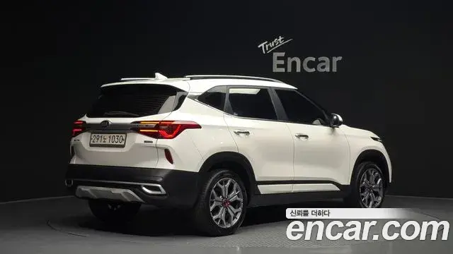 Kia Seltos 2020 — Photo 28/32