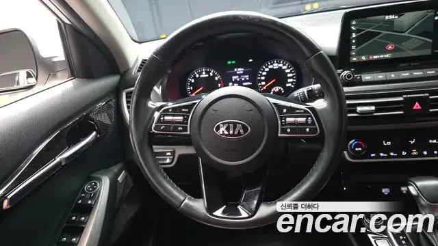 Kia Seltos 2020 — Photo 21/32