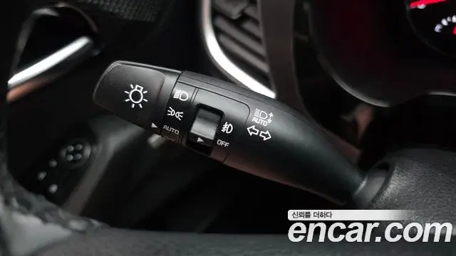Kia Seltos 2020 — Photo 18/32