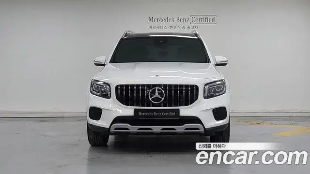 Mercedes-Benz GLB-Class 2021 — Şəkil 5/17