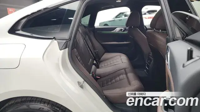 BMW 4 Series 2025 — Şəkil 24/34