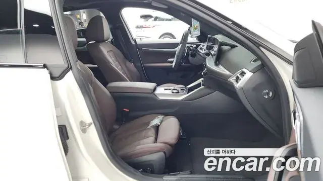 BMW 4 Series 2025 — Şəkil 15/34