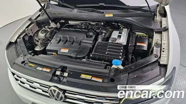 Volkswagen Tiguan 2020 — Photo 4/20