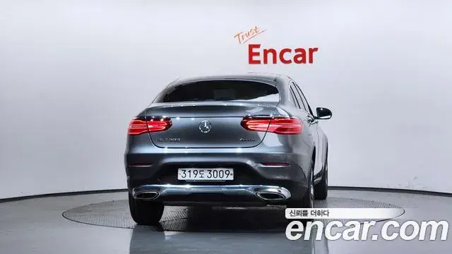 Mercedes-Benz GLC-Class 2019 — Şəkil 5/34