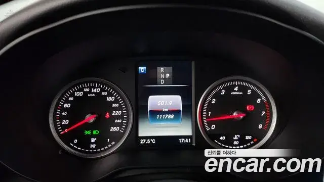 Mercedes-Benz GLC-Class 2019 — Şəkil 14/34