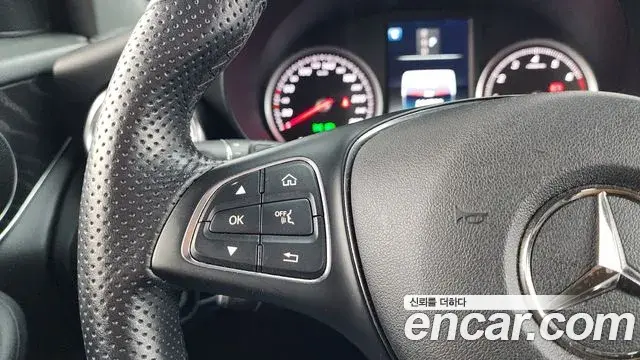 Mercedes-Benz GLC-Class 2019 — Şəkil 6/34