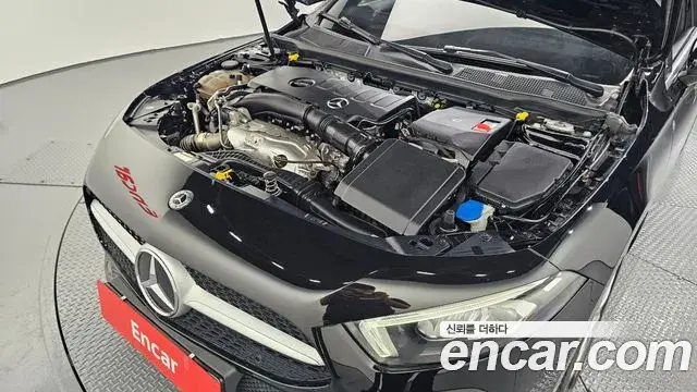 Mercedes-Benz A-Class 2020 — ფოტო 27/30