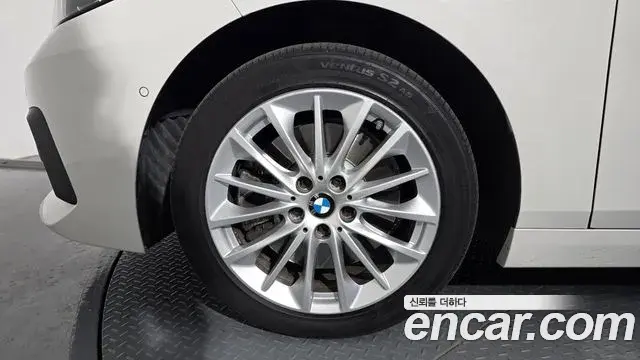 BMW 2 Series Gran Coupe 2020 — Şəkil 25/30