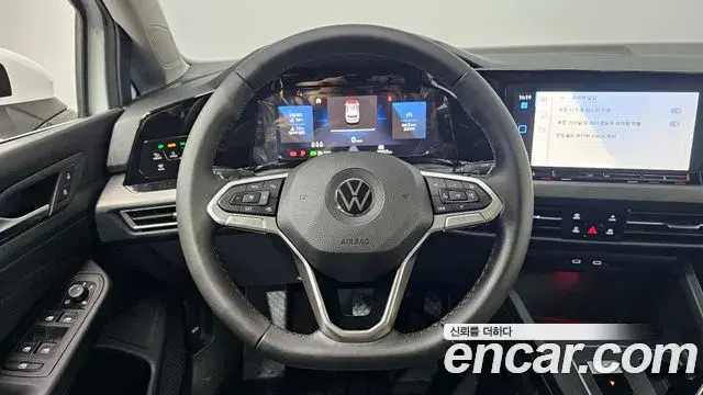 Volkswagen Golf 2022 — Şəkil 27/30