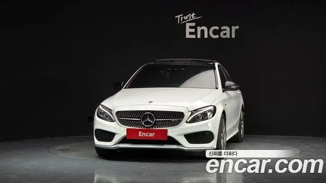 Mercedes-Benz C-Class 2018 — Photo 15/20