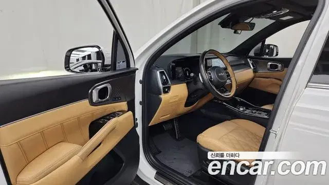 Kia Sorento 2022 — Photo 31/35
