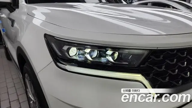 Kia Sorento 2022 — Photo 27/35