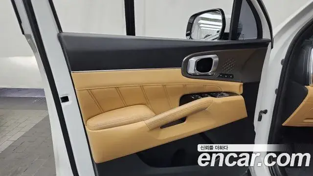 Kia Sorento 2022 — Photo 22/35