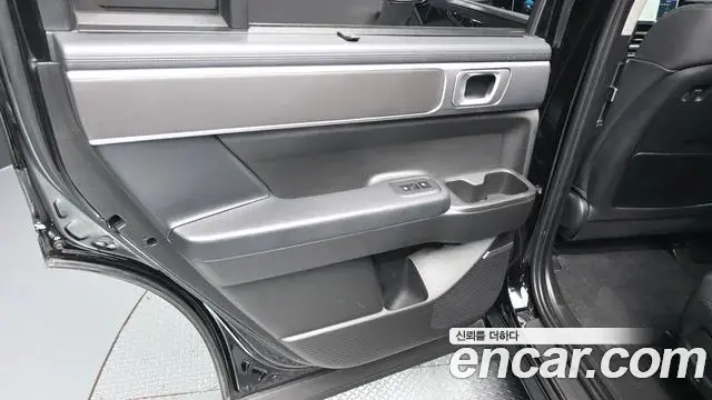 Hyundai Santa Fe 2024 — Photo 33/35