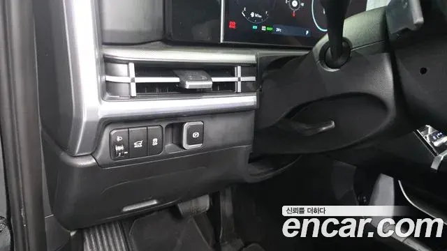 Hyundai Santa Fe 2024 — Photo 11/35