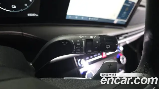 Hyundai Santa Fe 2024 — Photo 12/35