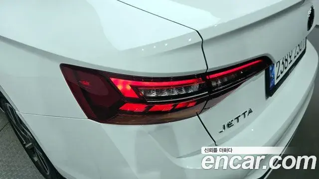 Volkswagen Jetta 2024 — Şəkil 20/32
