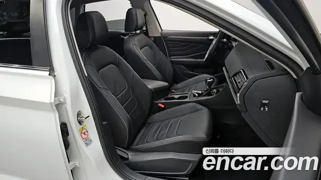 Volkswagen Jetta 2024 — Şəkil 29/32