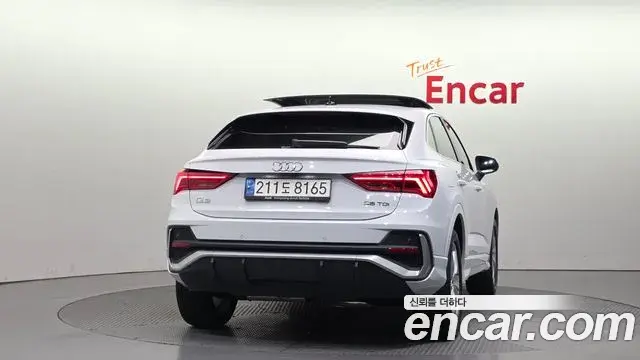 Audi Q3 2023 — Фото 4/20