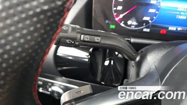 Mercedes-Benz GLA-Class 2024 — Photo 11/31