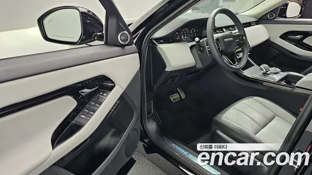 Land Rover Range Rover Evoque 2025 — ფოტო 7/31
