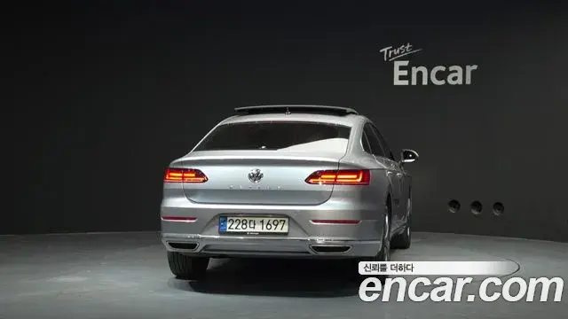 Volkswagen Arteon 2020 — Şəkil 17/20