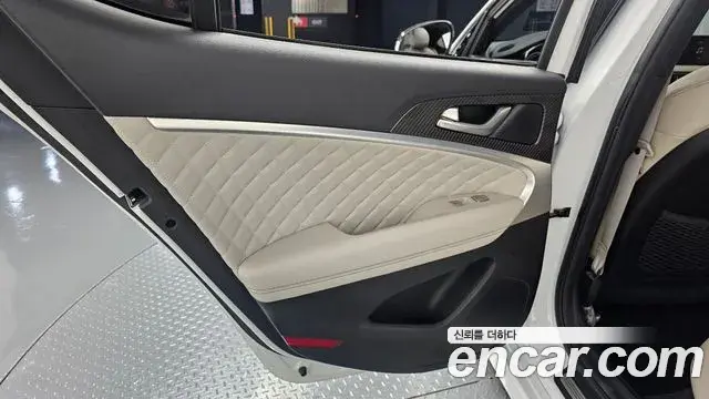 Genesis G70 2021 — Şəkil 27/35