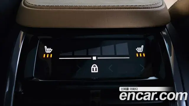 Volvo V90 Cross Country 2020 — ფოტო 25/36