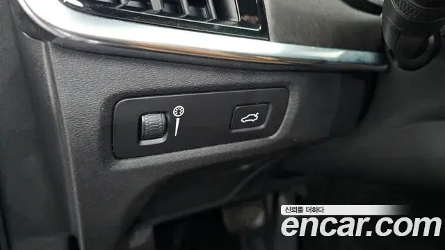 Volvo V90 Cross Country 2020 — ფოტო 14/36