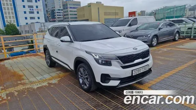 Kia Seltos 2020 — Şəkil 19/20