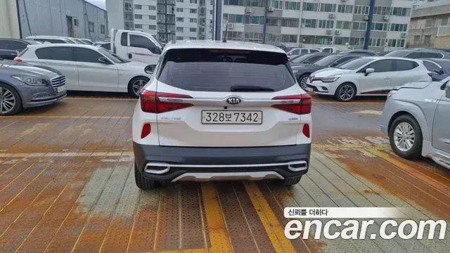 Kia Seltos 2020 — Şəkil 16/20