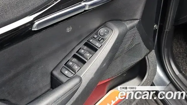 Kia Seltos 2021 — Фото 19/20