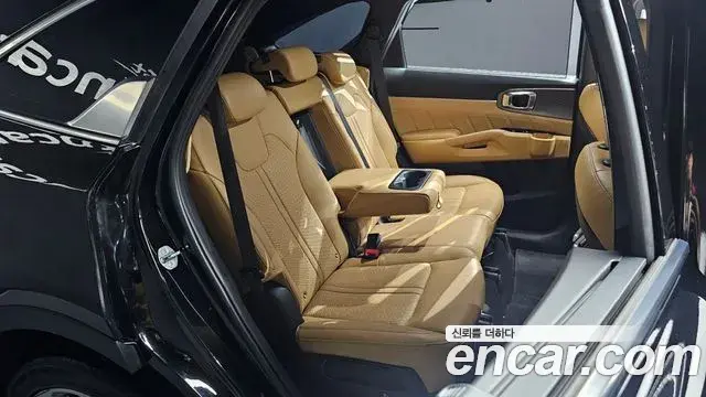 Kia Sorento 2020 — Photo 25/34
