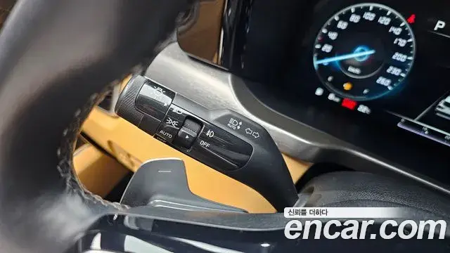 Kia Sorento 2020 — Photo 18/34