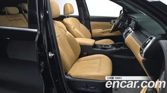 Kia Sorento 2022 — Фото 12/20