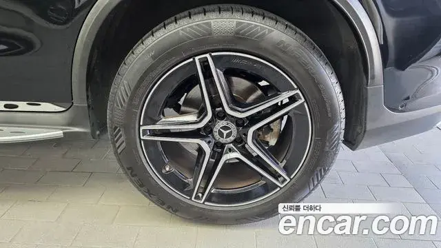 Mercedes-Benz GLC-Class 2022 — Şəkil 15/34