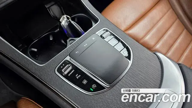 Mercedes-Benz GLC-Class 2022 — Şəkil 10/34