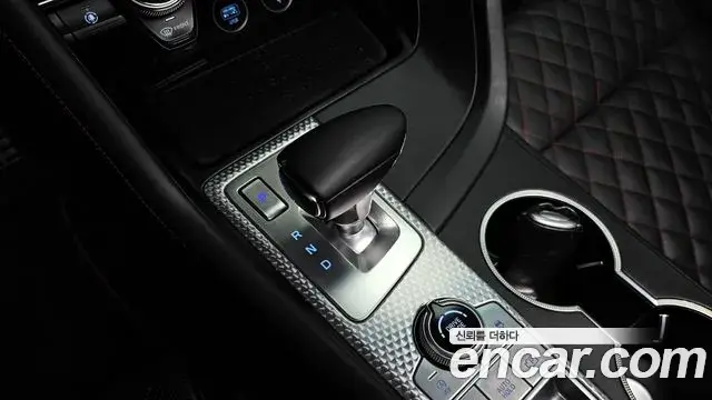 Genesis G70 2021 — Şəkil 32/33