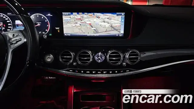 Mercedes-Benz S-Class 2018 — ფოტო 19/20
