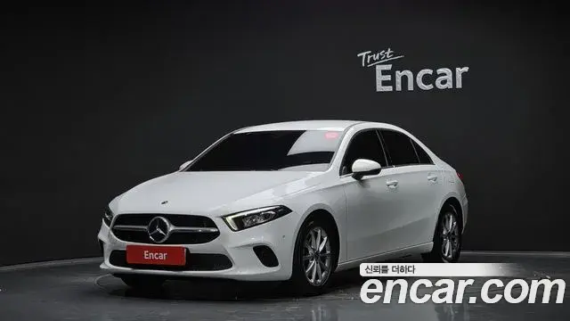 Mercedes-Benz A-Class 2020 — Photo 20/30