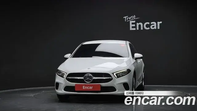 Mercedes-Benz A-Class 2020 — Photo 18/30
