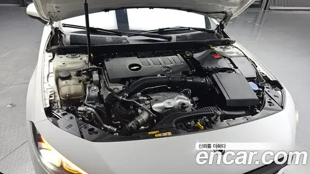 Mercedes-Benz A-Class 2020 — Photo 14/30