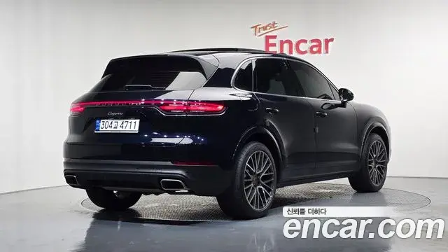 Porsche Cayenne 2021 — Şəkil 17/20