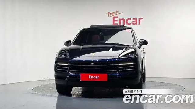 Porsche Cayenne 2021 — Şəkil 14/20